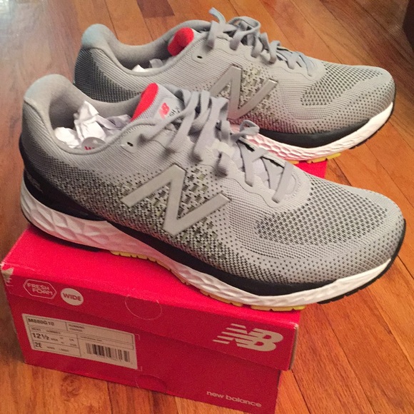 NIB New Balance men’s Running Course sneakers in size 12.5 wide